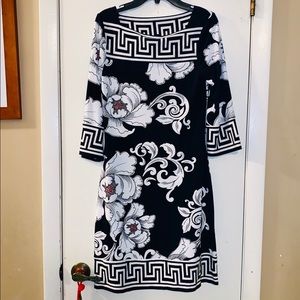 XS White House Black Market Dress